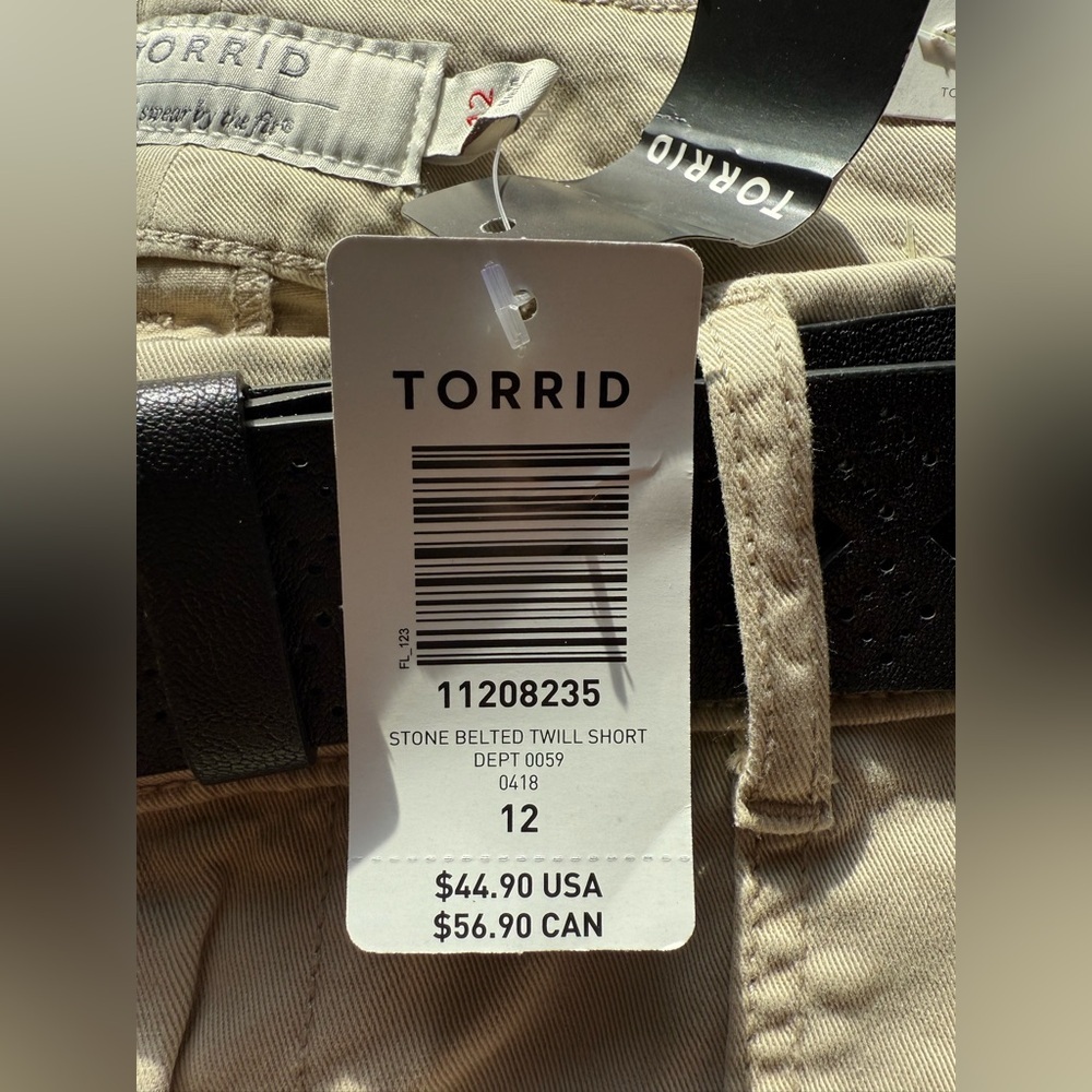 NWT Torrid Stone Belted Twill Shorts size 12 - Picture 4 of 6